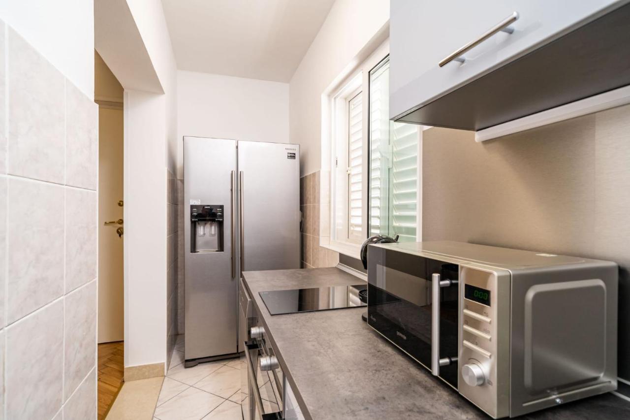 Apartman Knego With Parking Dubrovnik Exterior foto