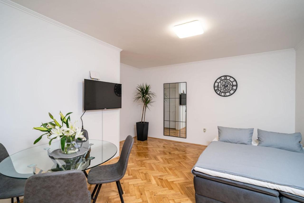 Apartman Knego With Parking Dubrovnik Exterior foto